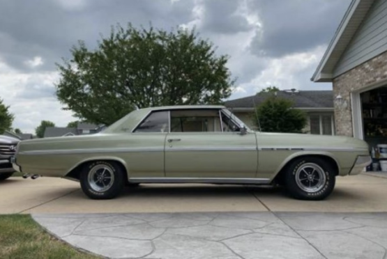1964 Buick Skylark 2-door hardtop